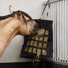 Imperial Riding - Corner hay feeder